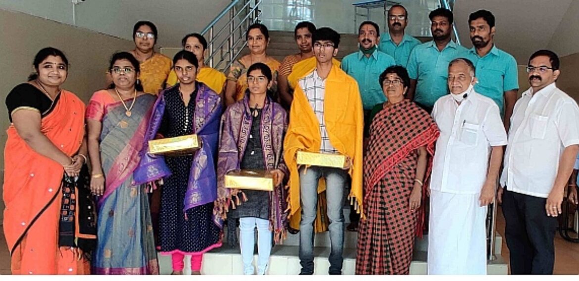 10th Std Toppers ( 2019-20)
